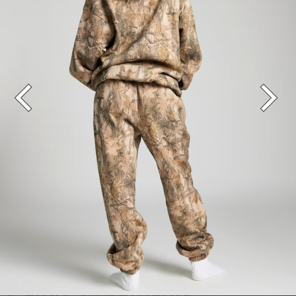 Camo Joggers - Picture 2 of 5